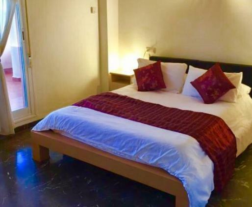 푸엔히롤라 Penthouse With Private Roof Terrace And Jacuzzi 아파트 외부 사진